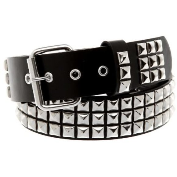 Hot Topic Accessories - HOT TOPIC 3 Row Pyramid Belt - NWT